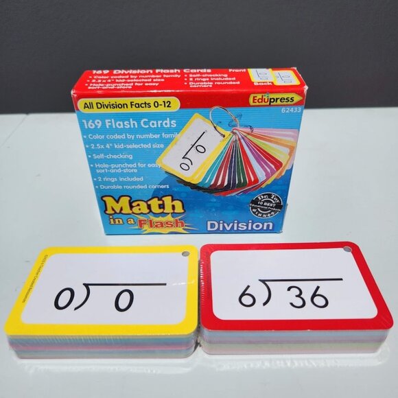 New Edupress Math in a Flash Cards Division EP62433 Math Tools Manipulatives 2.5 - Picture 1 of 9